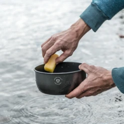 Trangia Storm Cooker 35-5 UL Black -Outdoor Camping Store 140355 8 600x600 fcf3d790 37ca 4626 9ed1 222f965be373