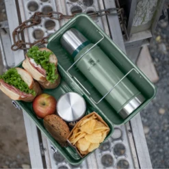 Stanley Classic Lunchbox 10QT Black 11 Stanley Classic Lunchbox 10QT Black -Outdoor Camping Store 1 75d7382c a5c3 4393 ab9c 2dbdf748a440