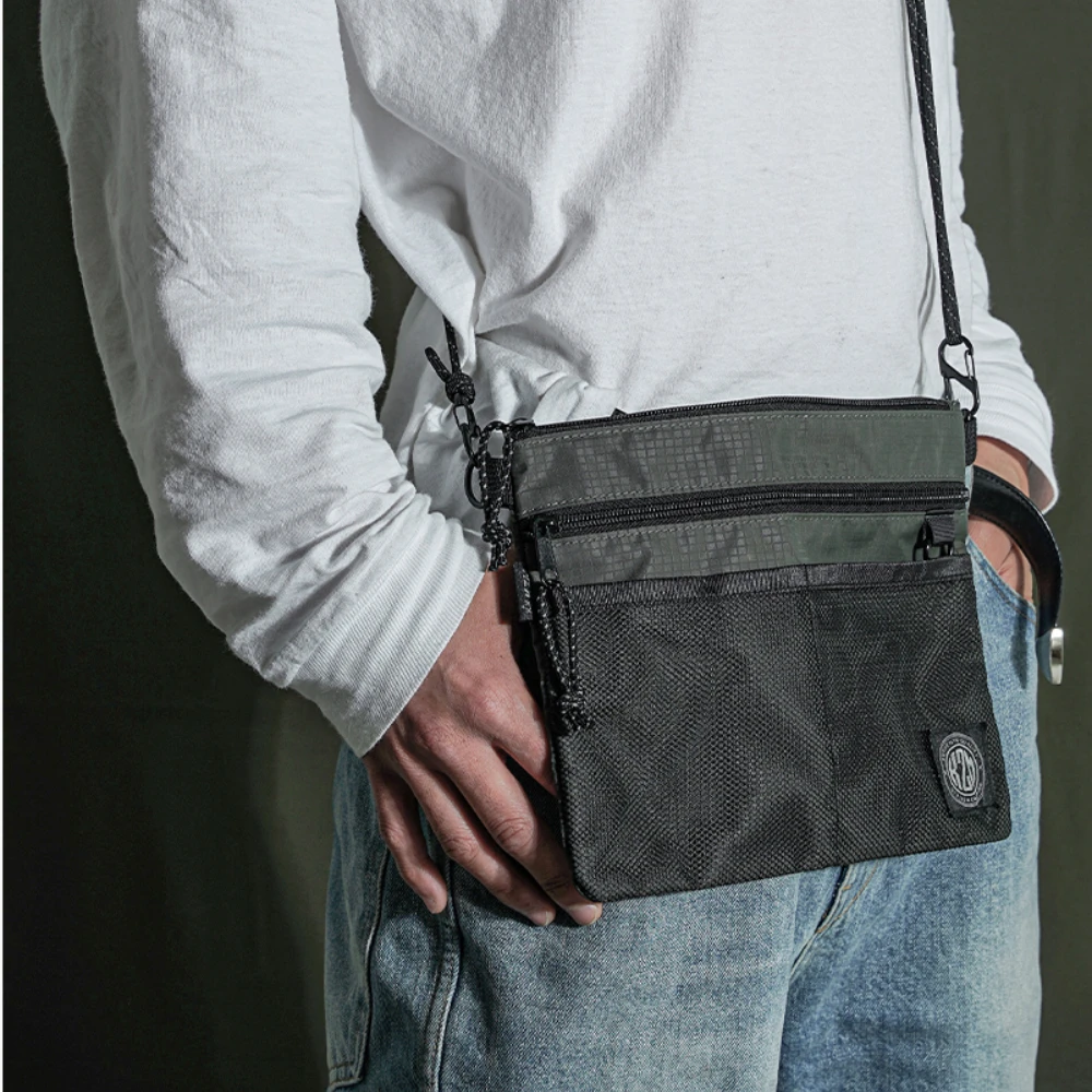 KZM Essential Sacoche Bag 4 KZM Essential Sacoche Bag - Image 4