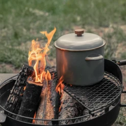 Barebones Enamel Stock Pot -Outdoor Camping Store CKW 376 8 600x600 237a7250 3044 482c 9721 98a59d2948cd