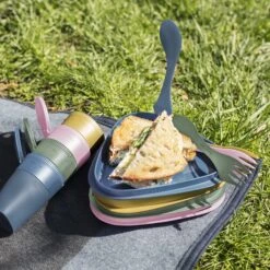 Light My Fire Eat´n Drink Kit BIO For 4 Nature -Outdoor Camping Store aab37a8d72f2268e6bf323982a0948c0