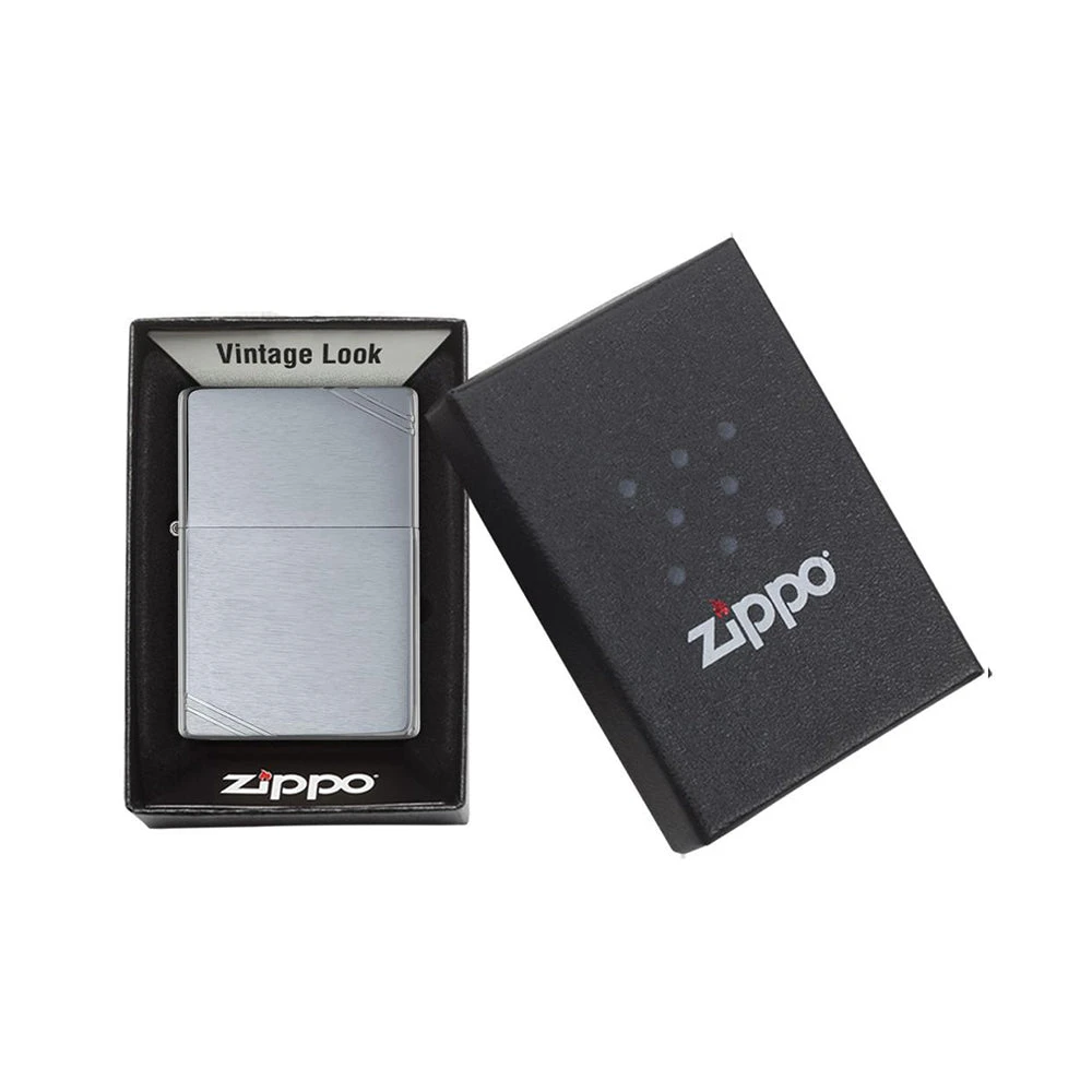 Zippo 230 Brushed Chrome Vintage With Slashes - Refillable Windproof Lighter 4 Zippo 230 Brushed Chrome Vintage With Slashes - Refillable Windproof Lighter - Image 4